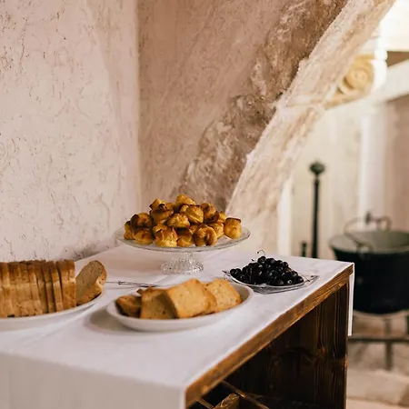 Antica Dimora Del Tratturo Magno Bed & Breakfast Tussio