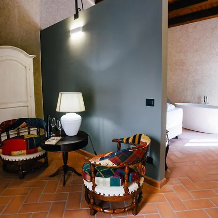 Antica Dimora Del Tratturo Magno 4* Tussio